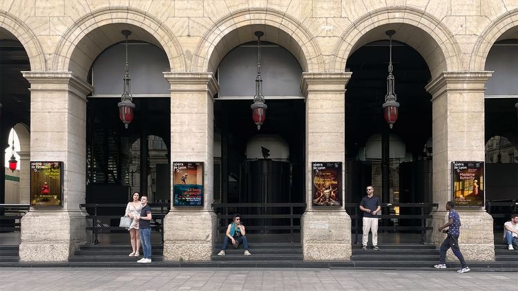abmstudio_opera_1_facade.jpg