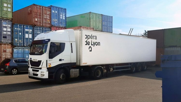 abmstudio_opera_6_camion.jpg