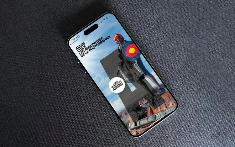 abmstudio-site-arles-app-mockup-bis.jpg
